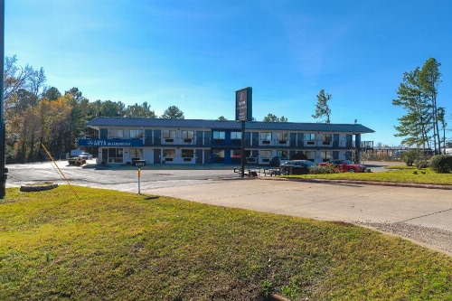 Xpress Inn & Extended Stays image 10