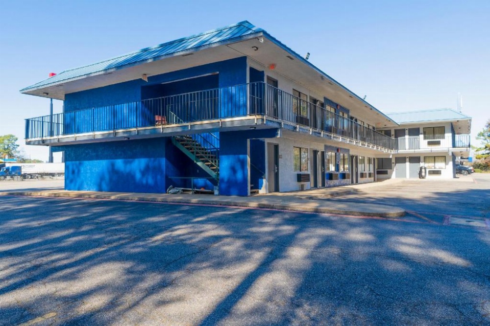 Xpress Inn & Extended Stays Image 34