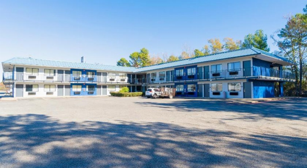 Xpress Inn & Extended Stays Image 35