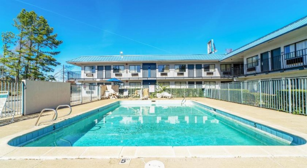 Xpress Inn & Extended Stays Image 39