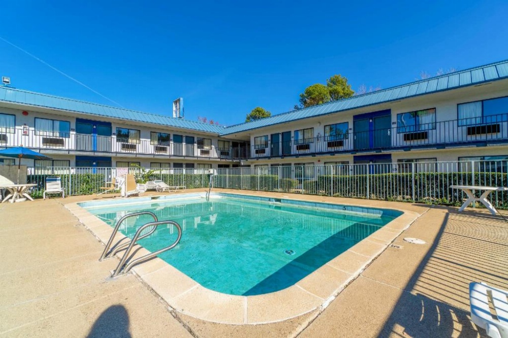 Xpress Inn & Extended Stays Image 47