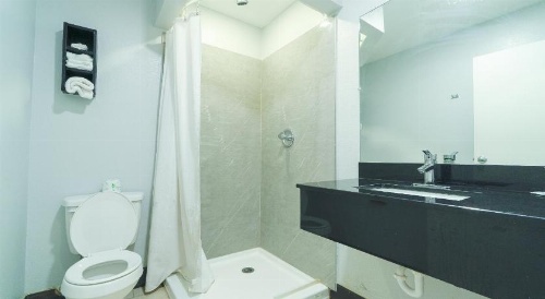 Xpress Inn & Extended Stays image 48