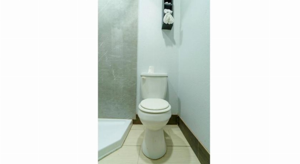 Xpress Inn & Extended Stays Image 6